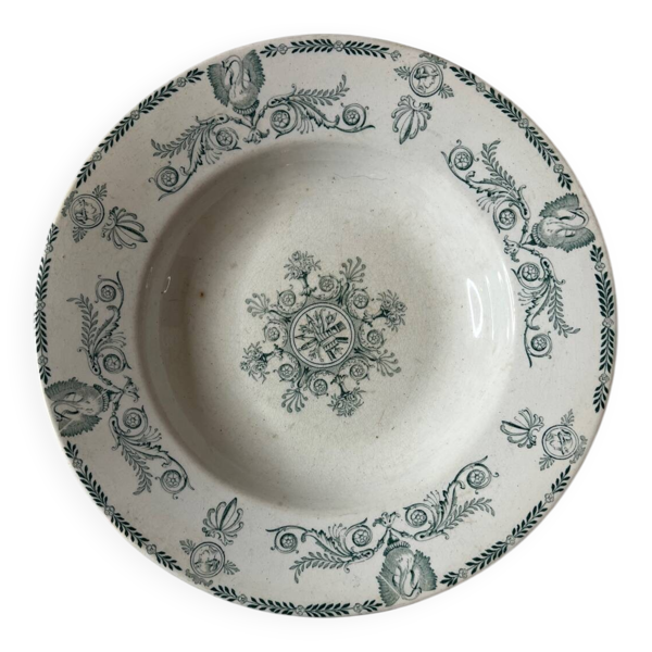 Assiette creuse terre de fer