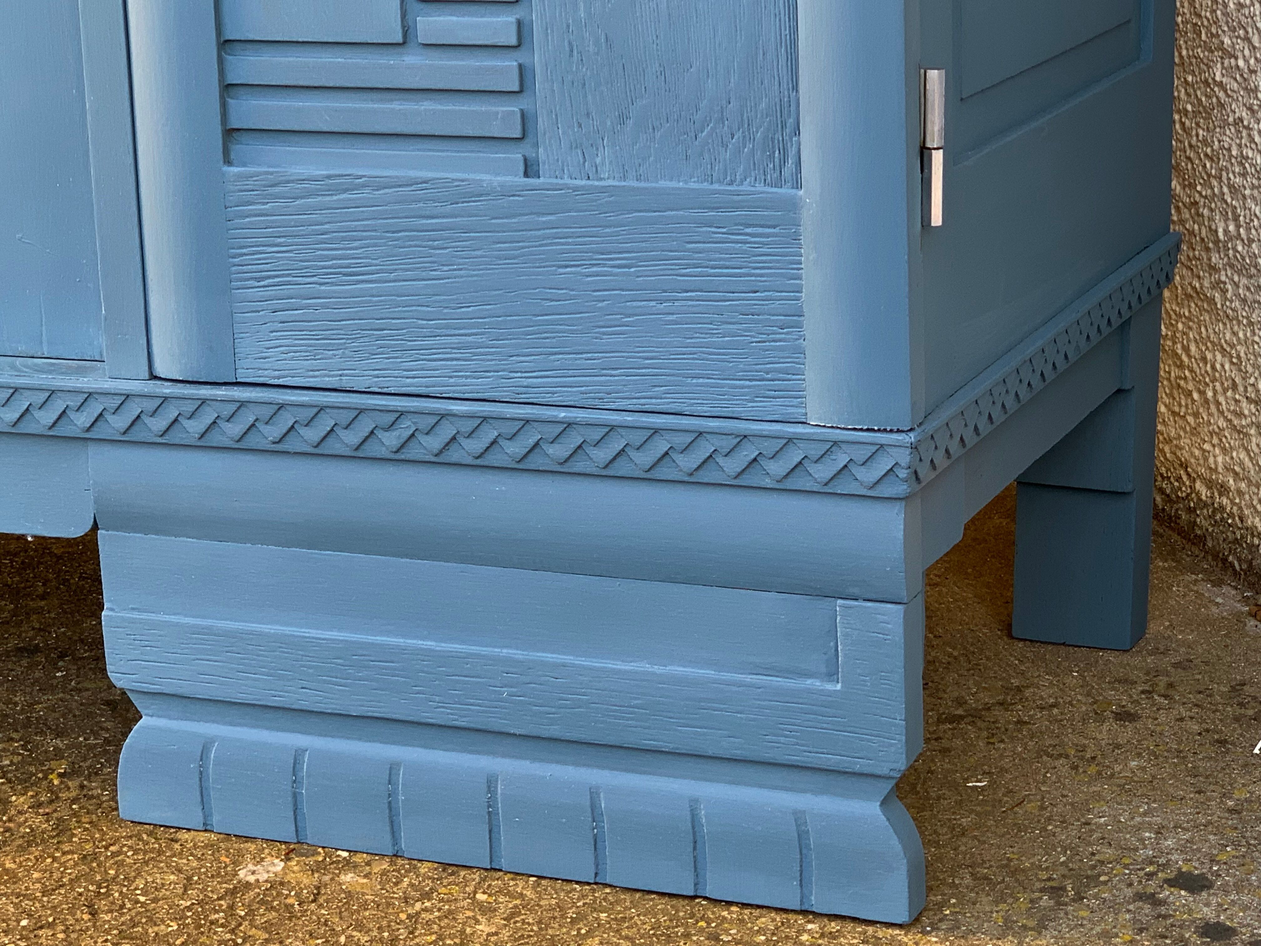 Blue wardrobe art deco 1930