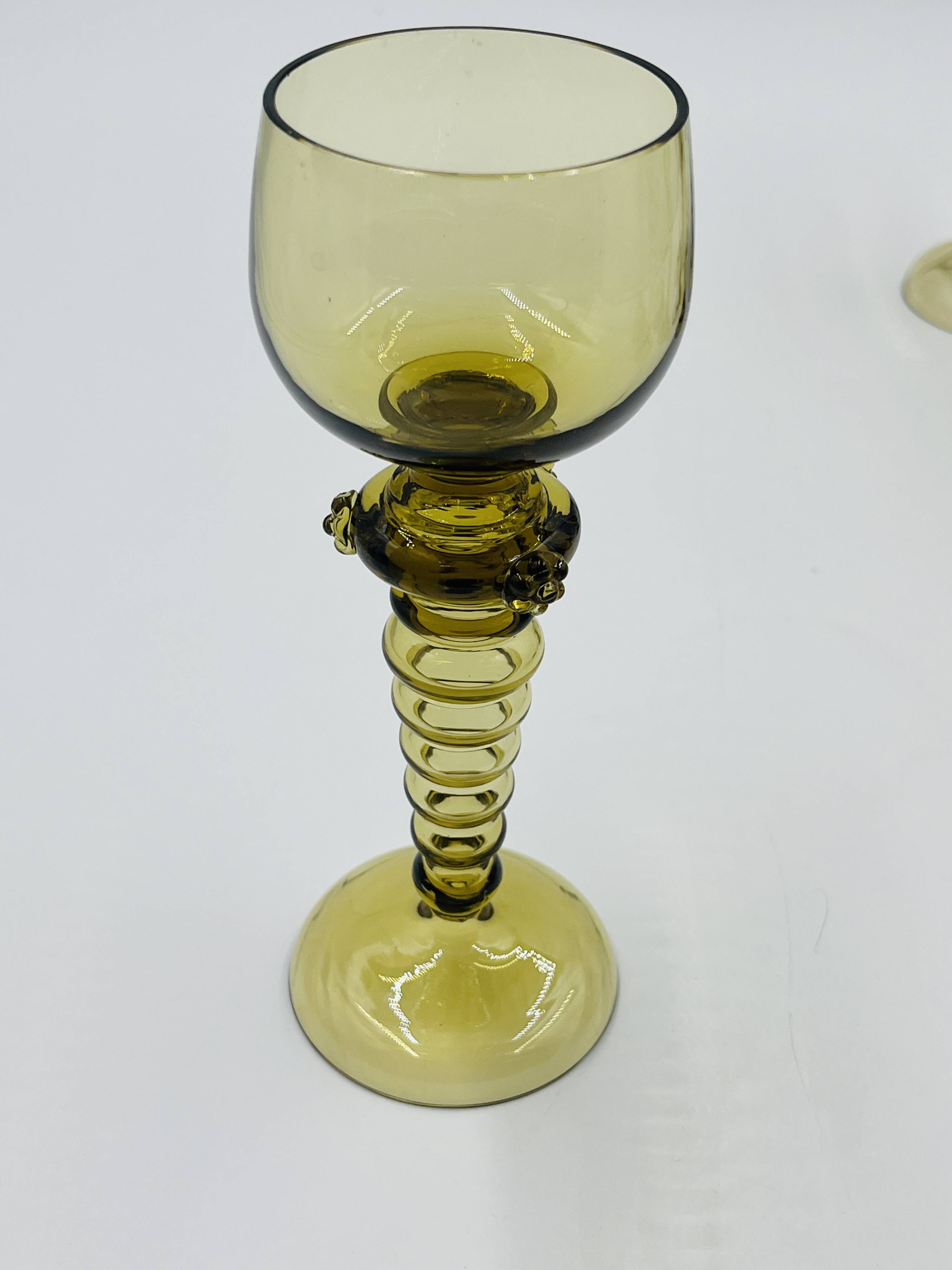 Lot de 8 verres à vin Roemer verts