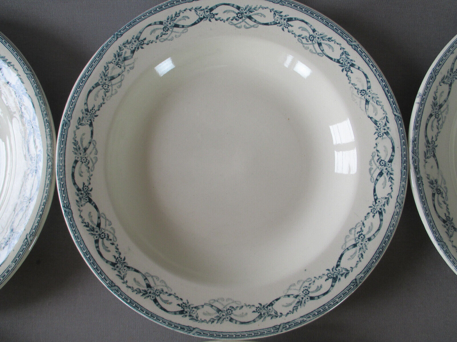 9 hollow plates Salins Récamier terre de fer