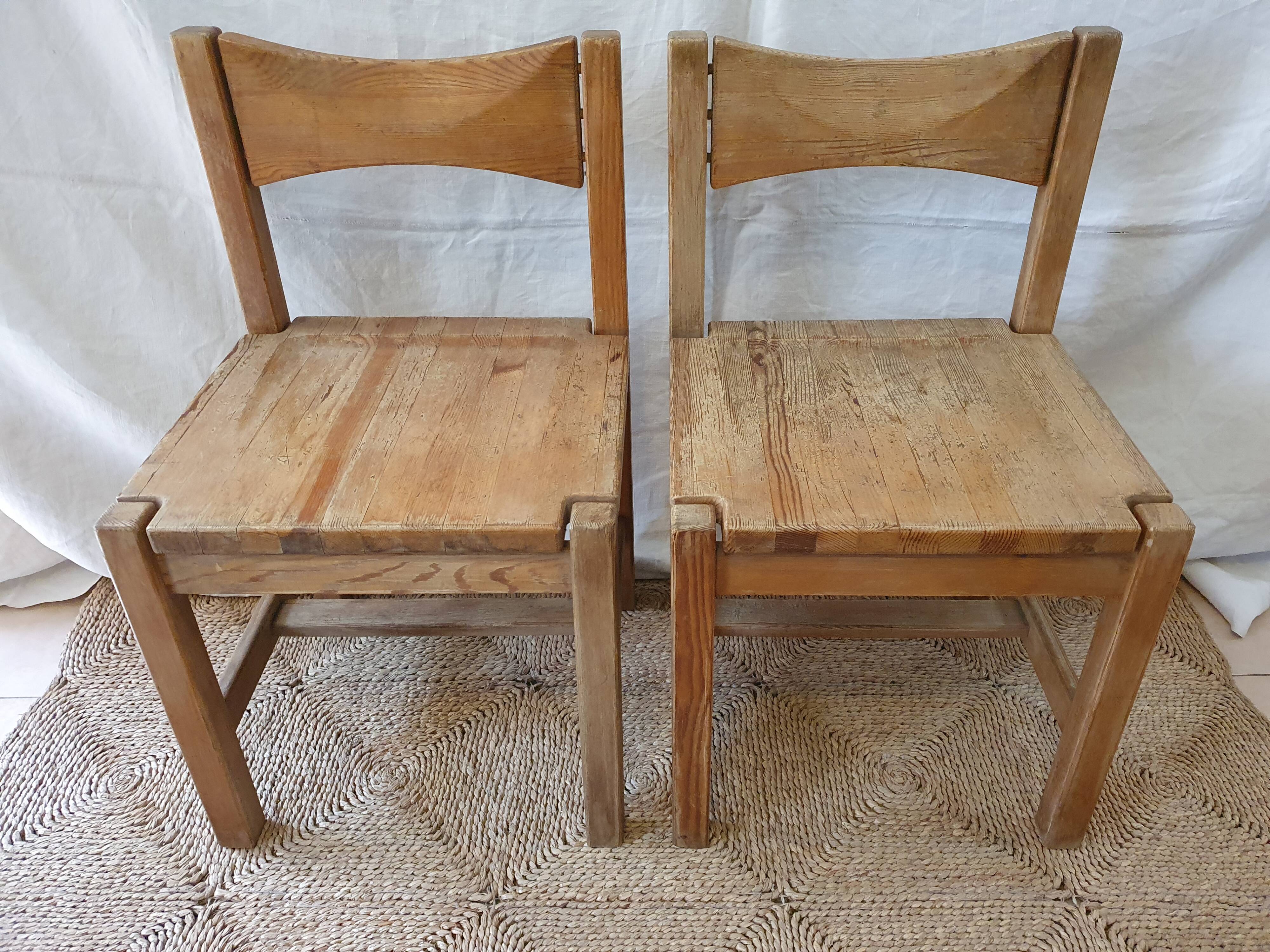 Paire de chaises d'Ilmari Tapiovaara