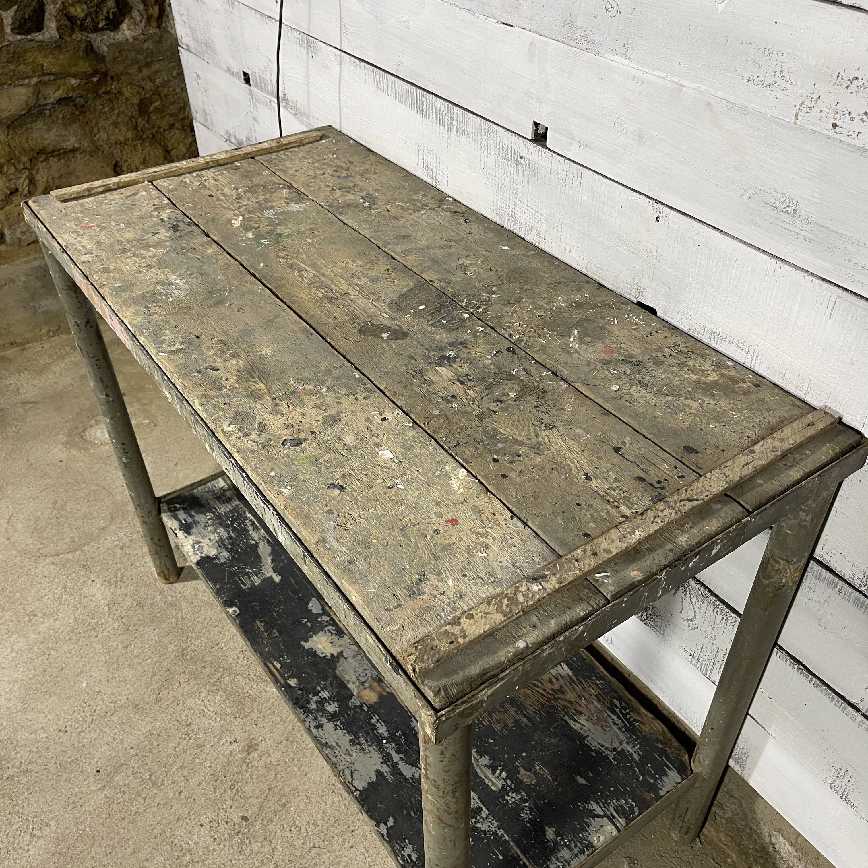 Painter's establishment