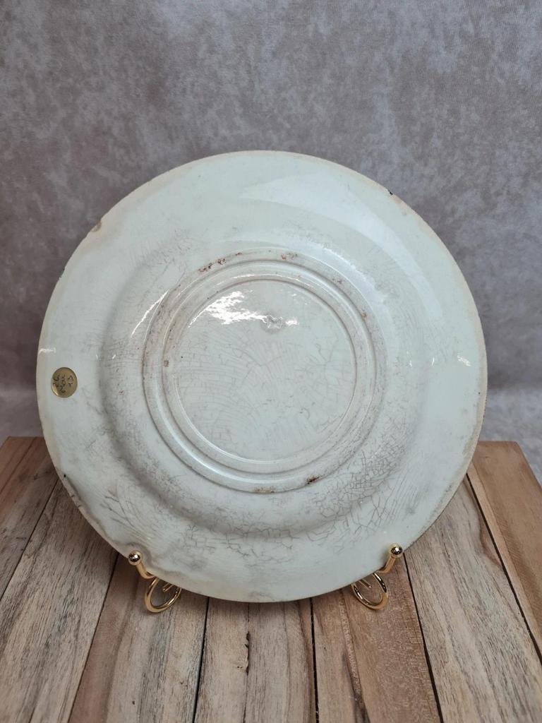 Antique plate with blue thistle decoration – Terre de fer spirit