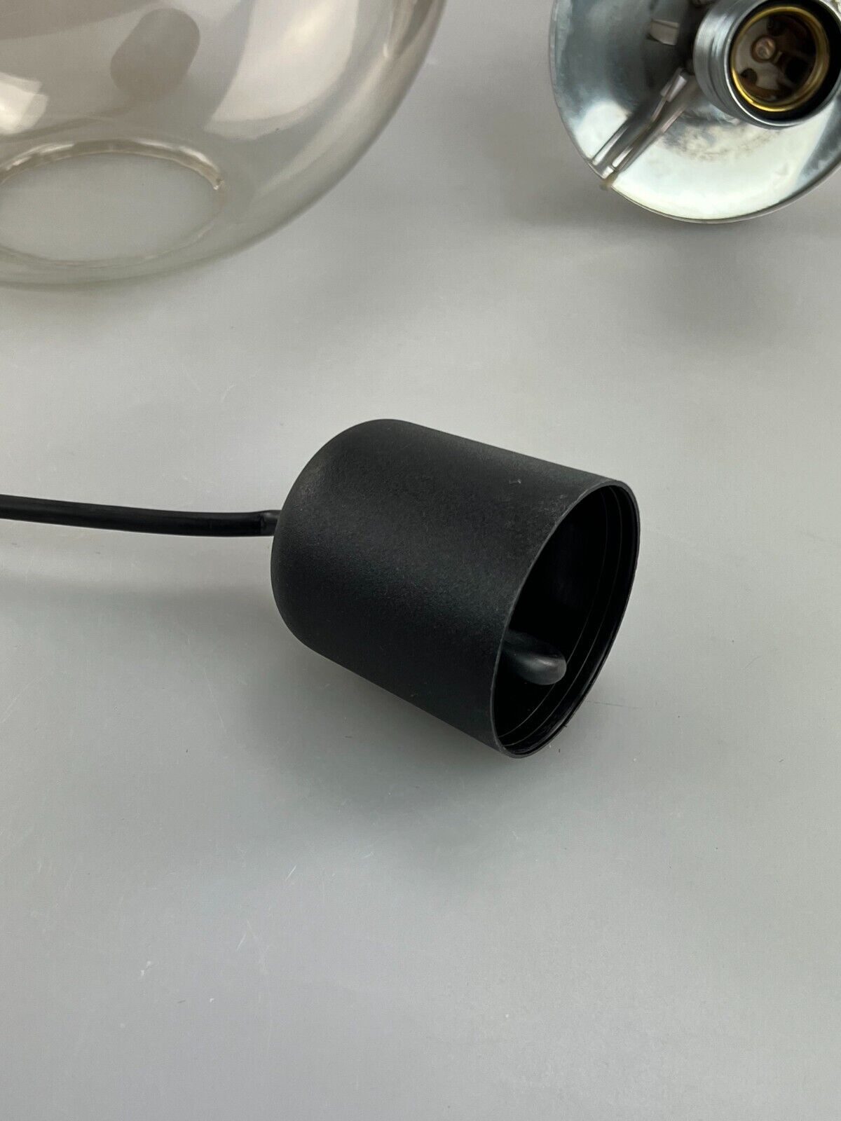 Limburg “Globe” pendant light