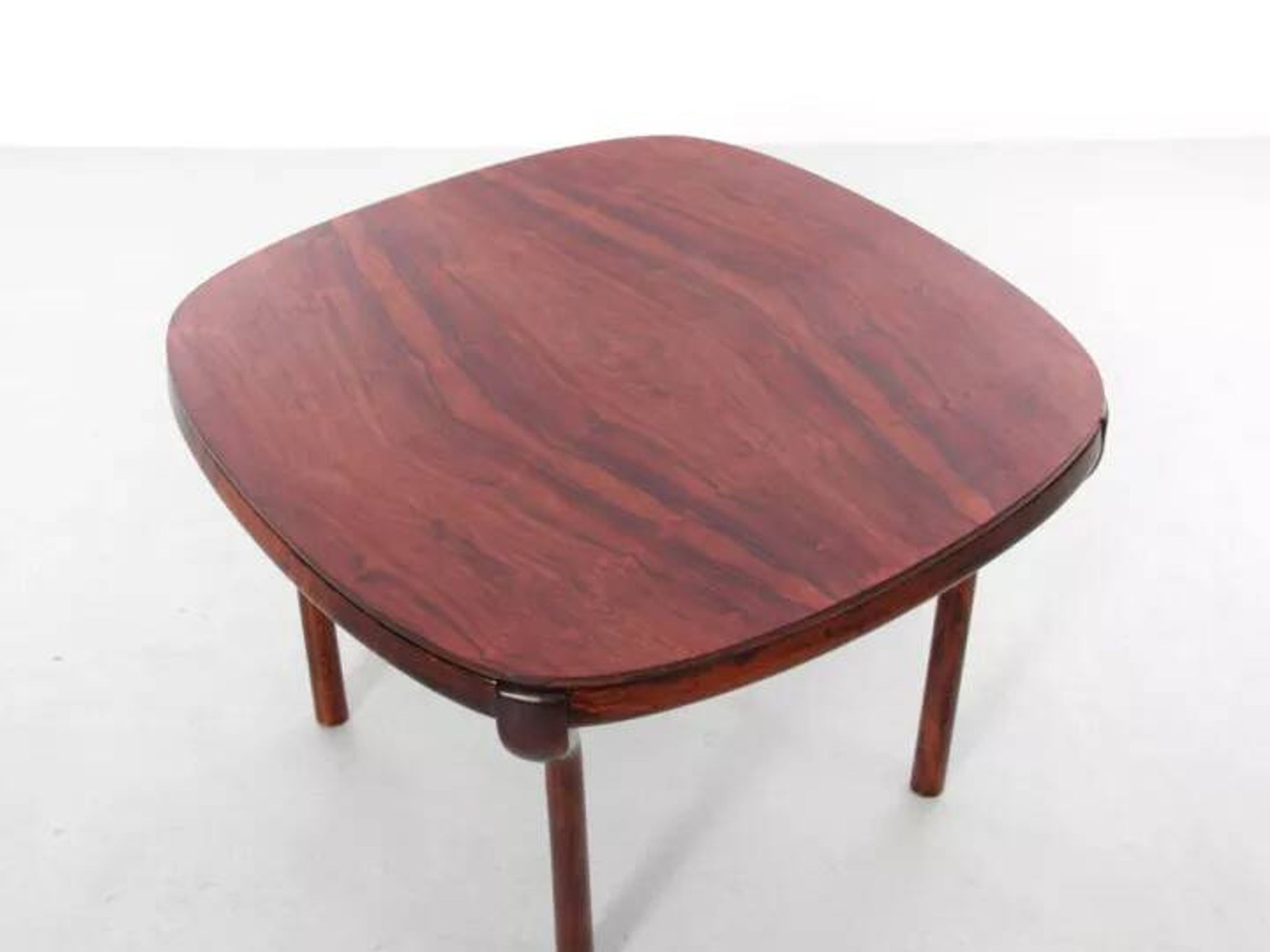 Table basse ou table d'appoint en palissandre de Rio
