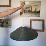 Braided green wicker suspension