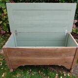 Chest, trunk, solid oak