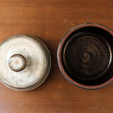 Covered pot in glazed stoneware Jeanne and Norbert Pierlot