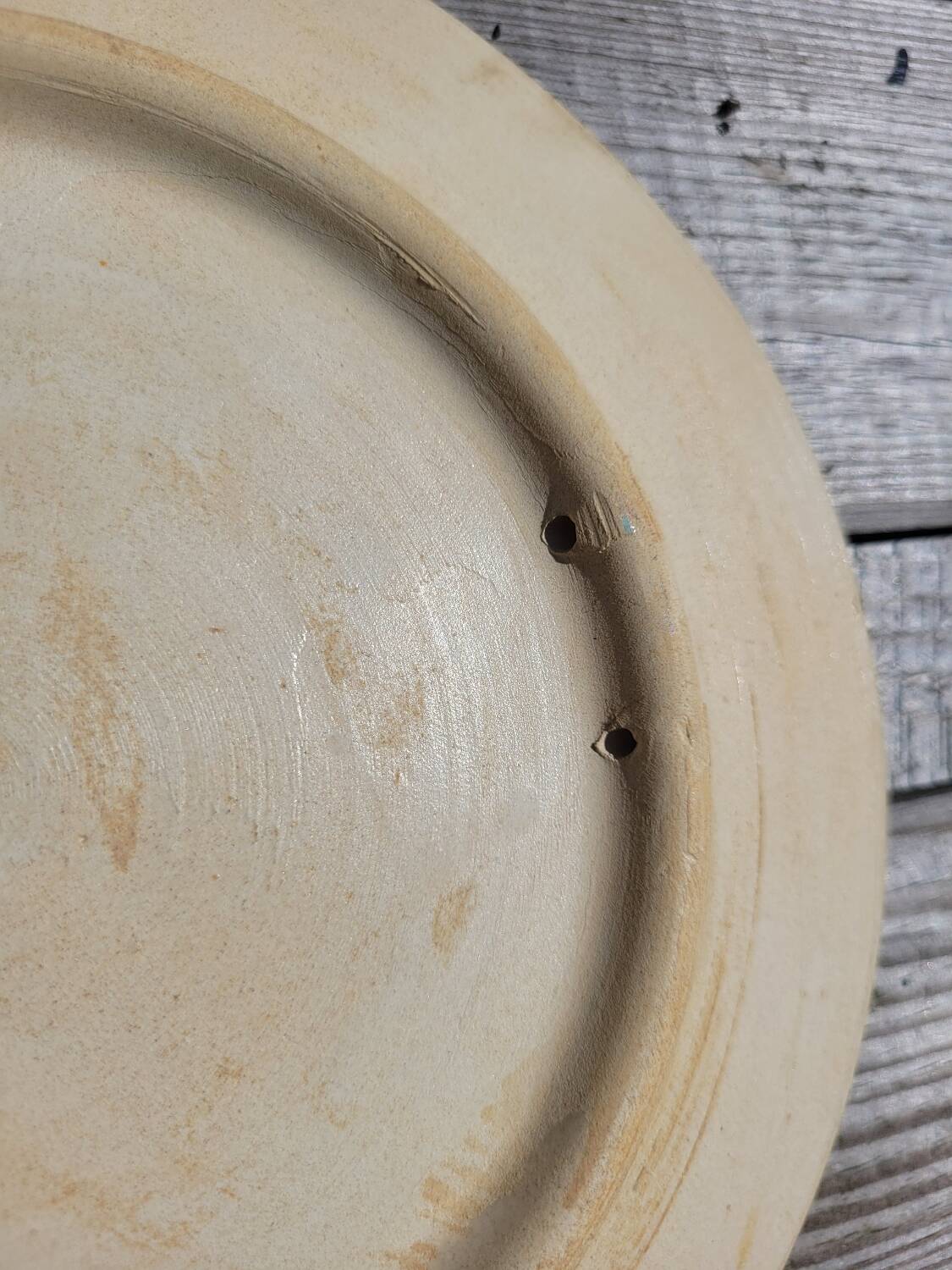 Assiette orientale émaillée