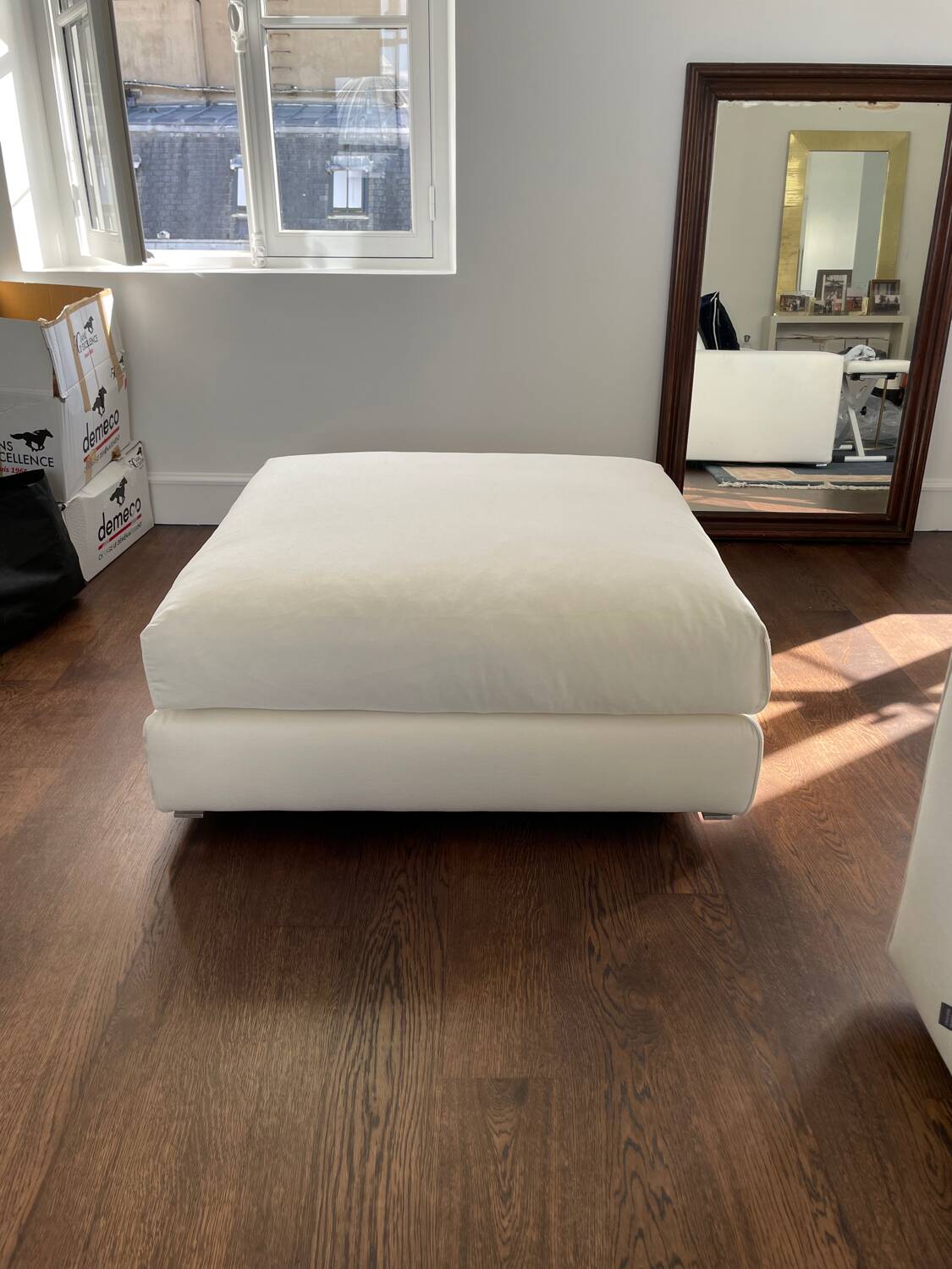 Large square Italian design pouf