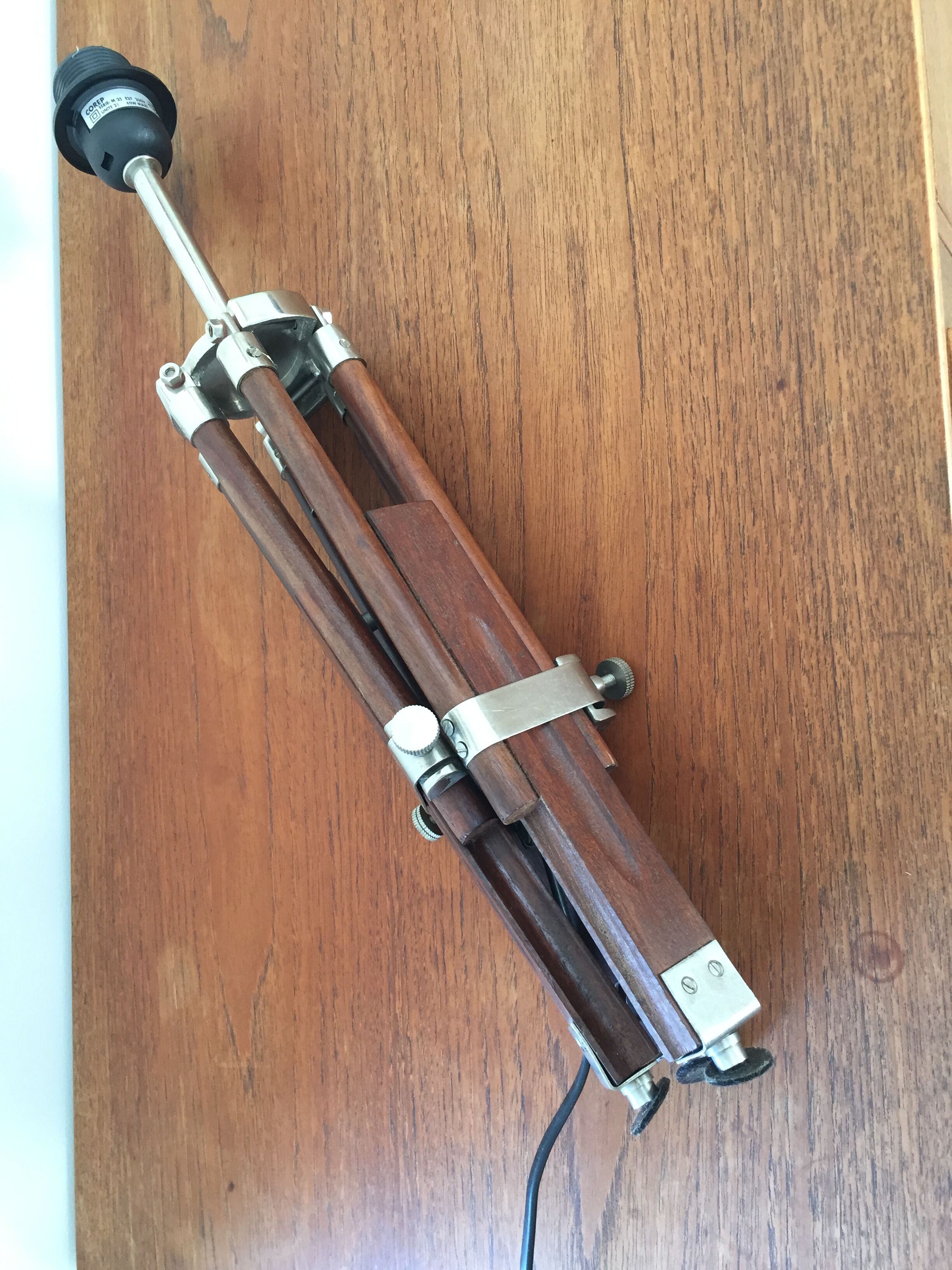 Lampe de marine tripode bois et métal argent