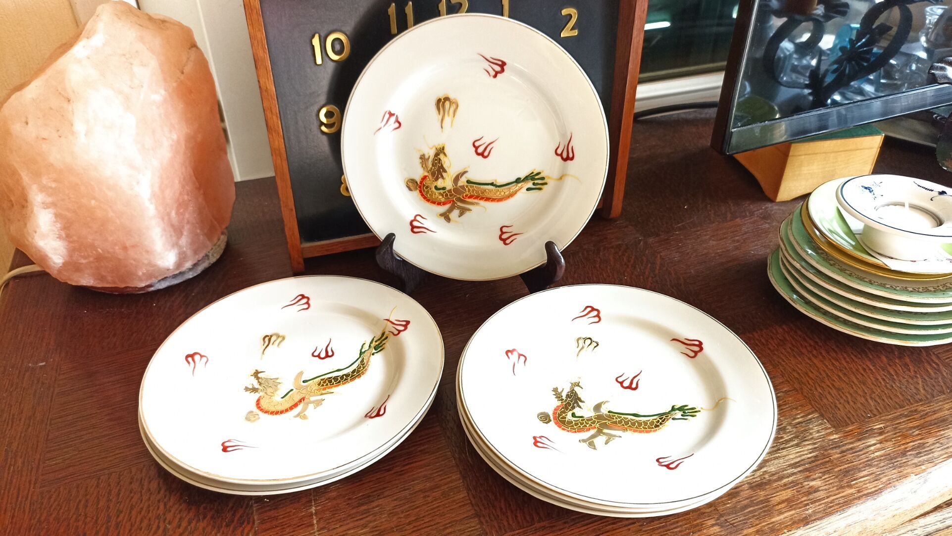 6 assiettes à dessert AIGI décorées de dragons dorés