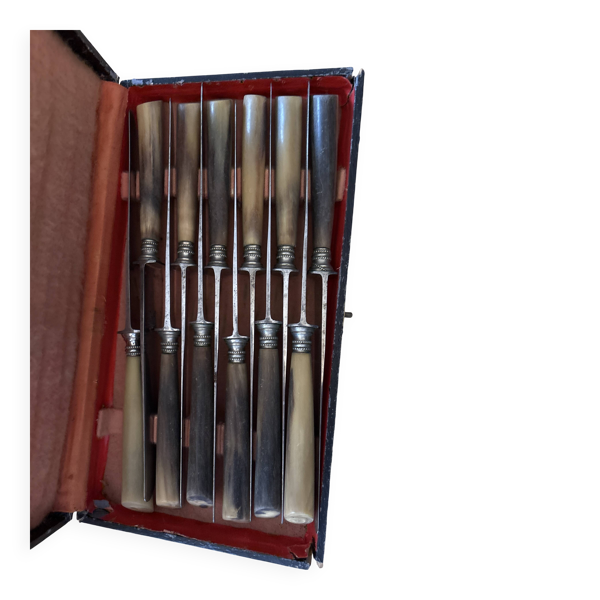 Couteau manche os acier forge