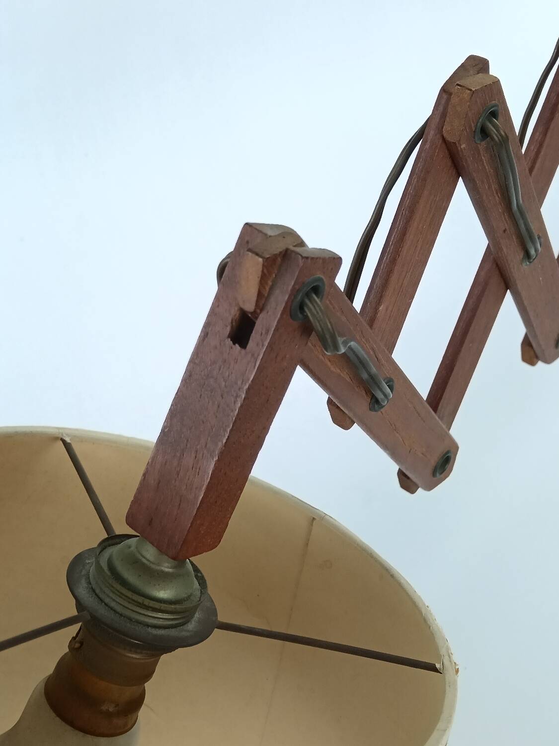 Scandinavian accordion wall lamp