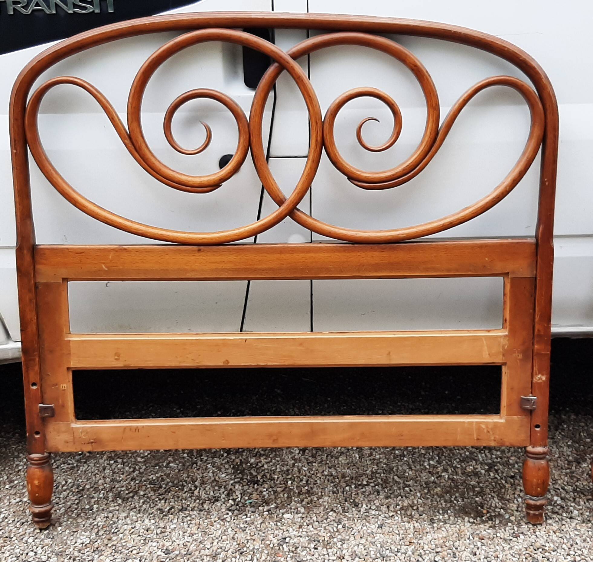 thonet head and footboard