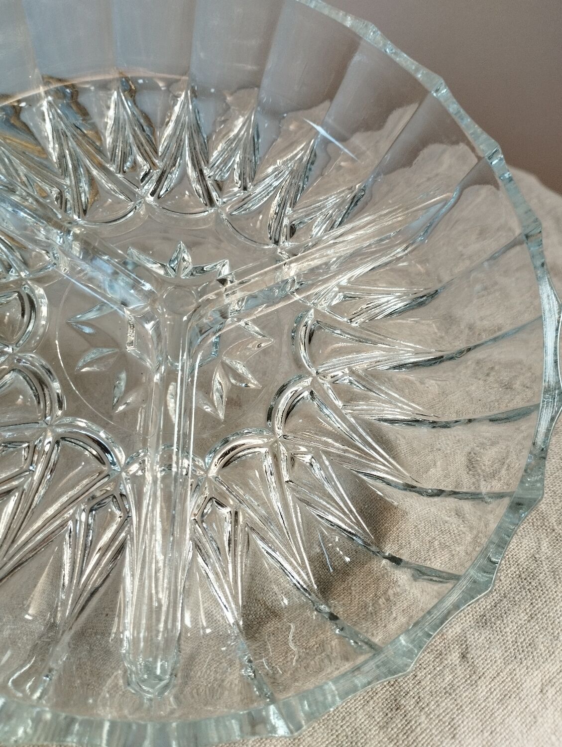 Ancien plat à compartiments en verre cuisine vintage