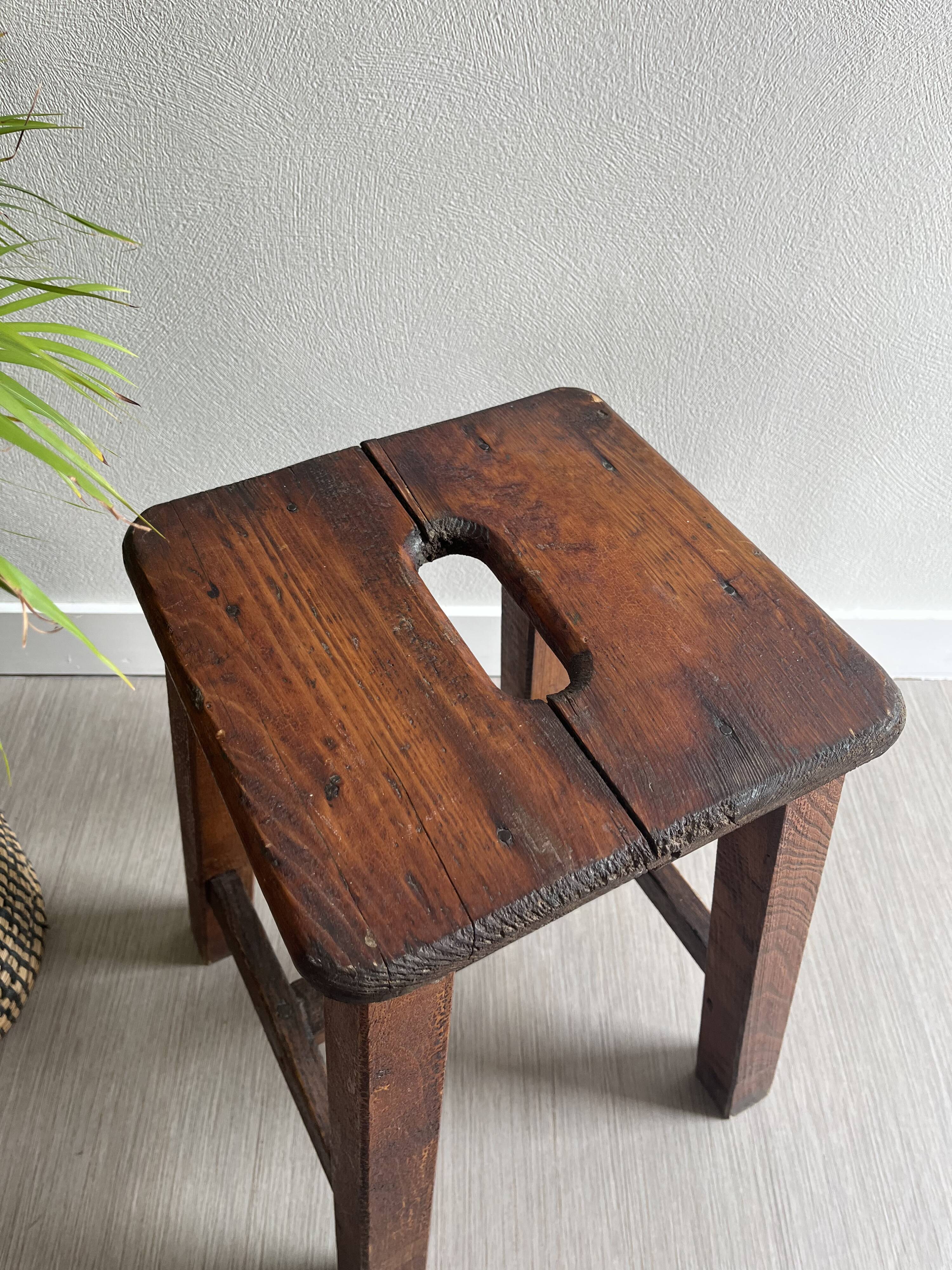 Tabouret d’atelier en bois