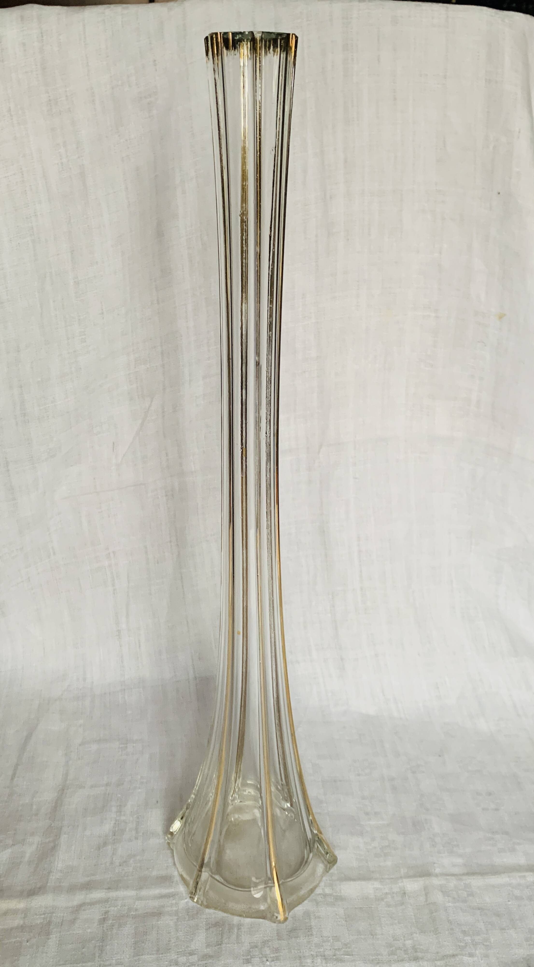 Glass soliflore vase