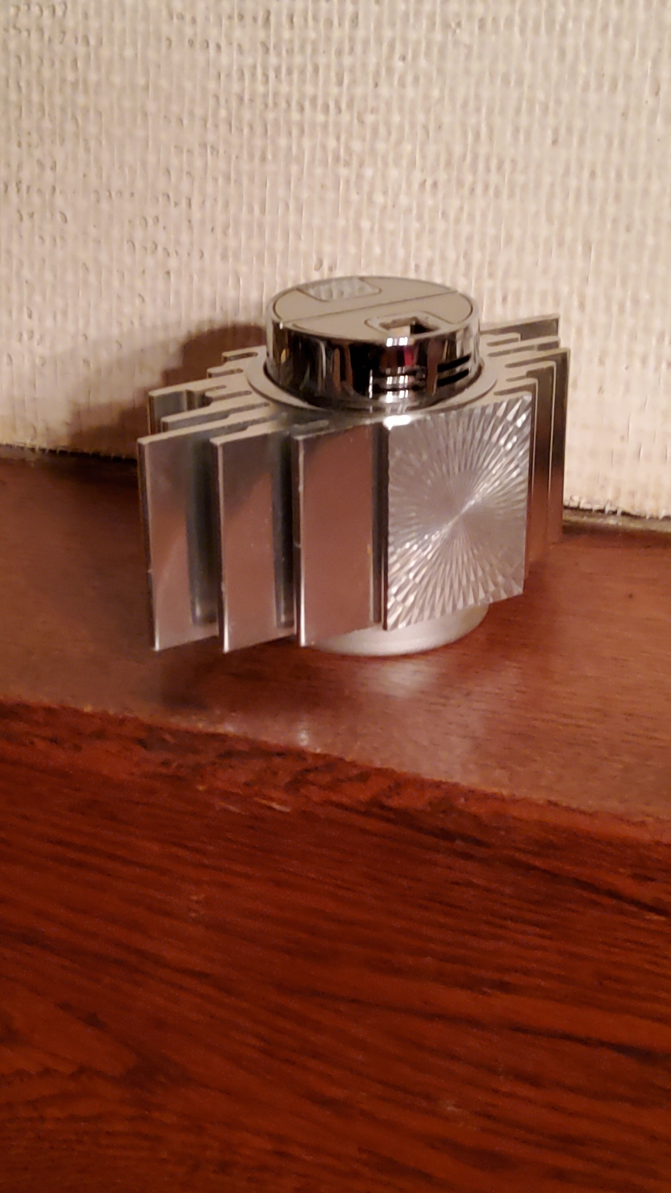 Briquet design japonais des années 70 Sarome Piezo Electric