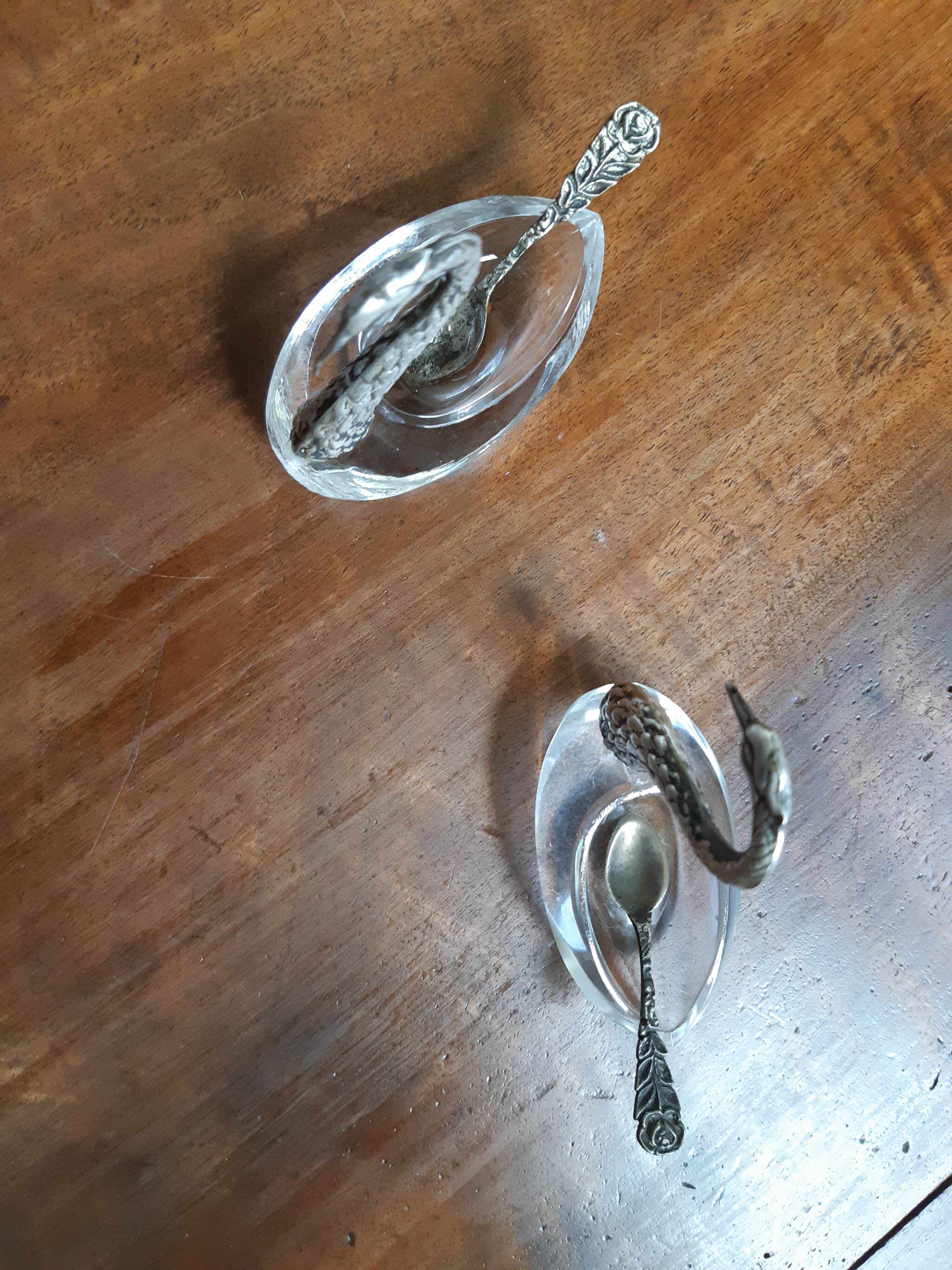 Salt and pepper shaker