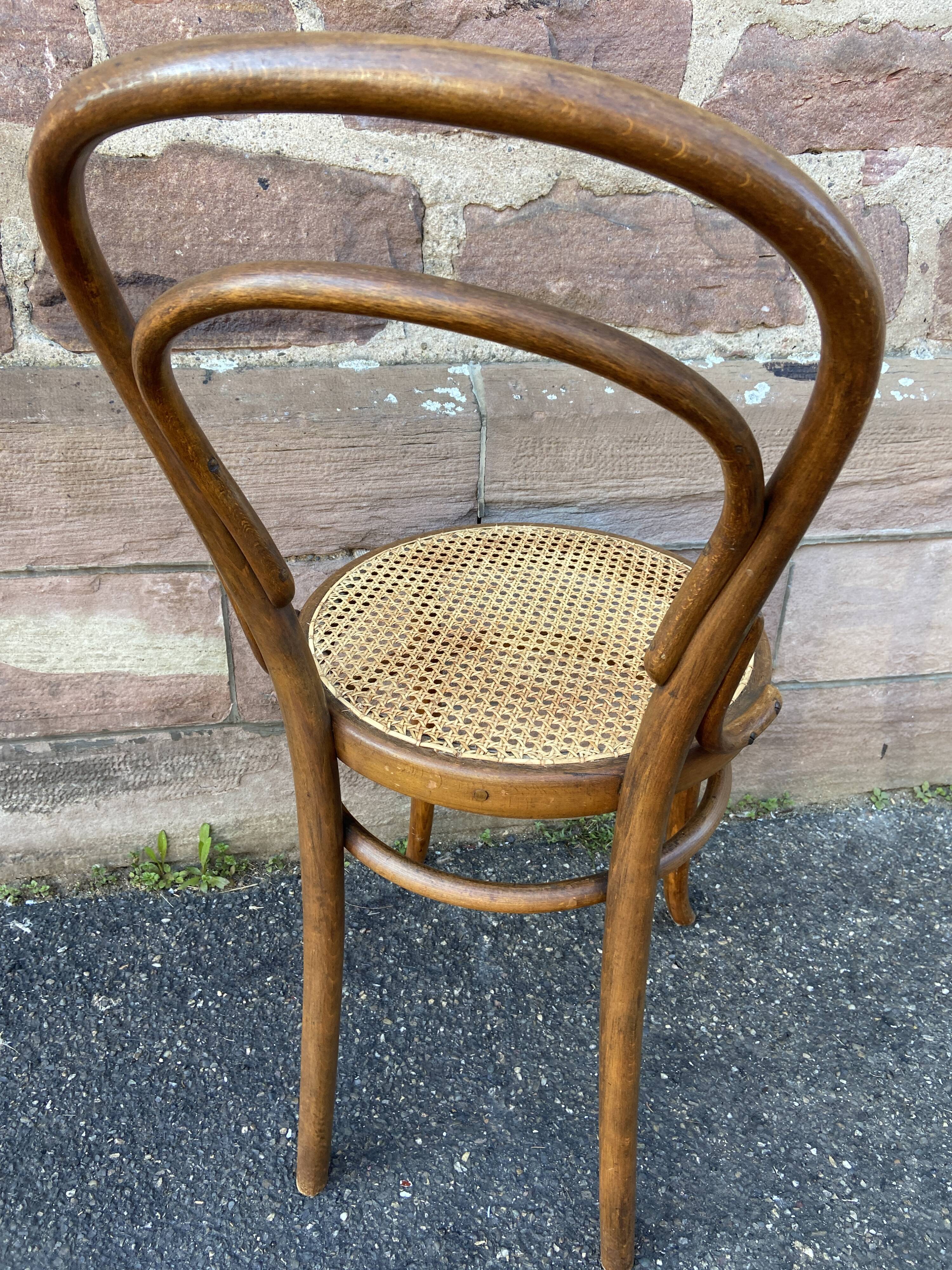Viennese bistro chair bentwood Nr 14