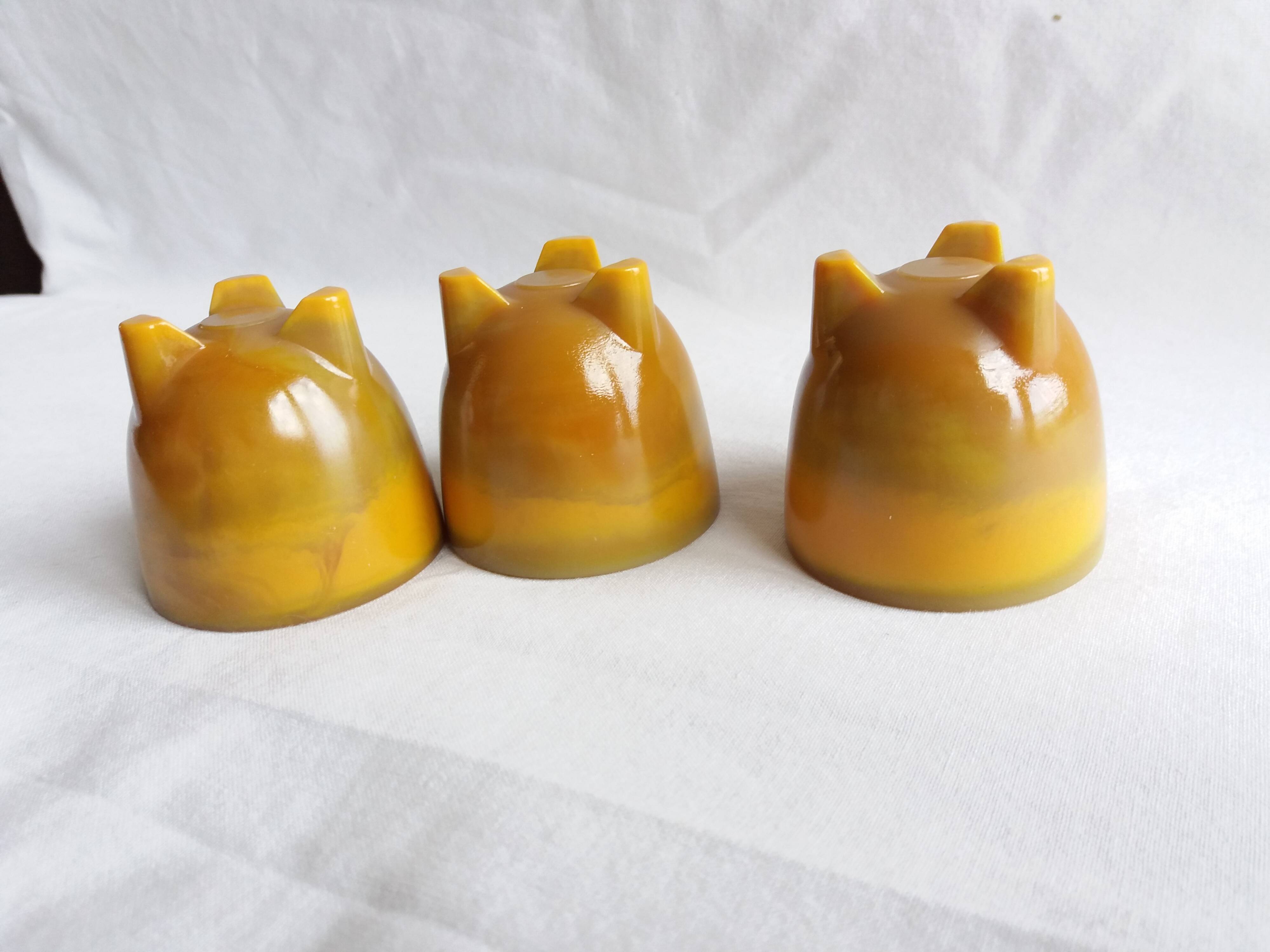 Marbled glass tripod egg cups