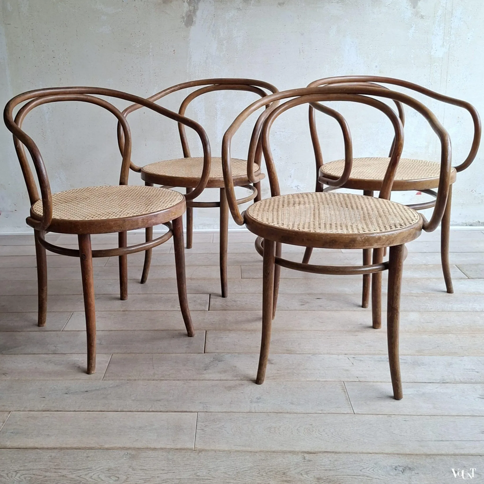 Ensemble de 4 chaises brunes 209, Ligna, années 1970