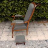 Fauteuil Voltaire et repose pieds