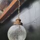 Suspension boule en verre craquelé