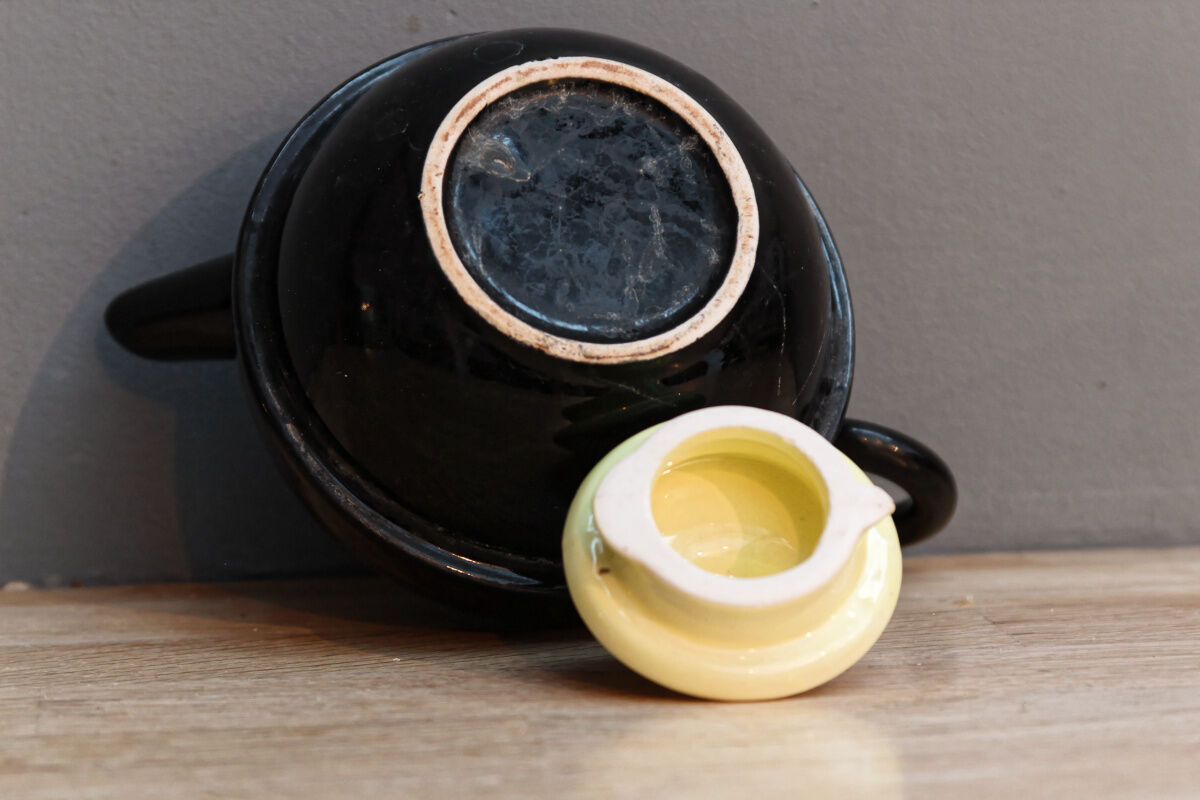 Ceramic teapot 1950
