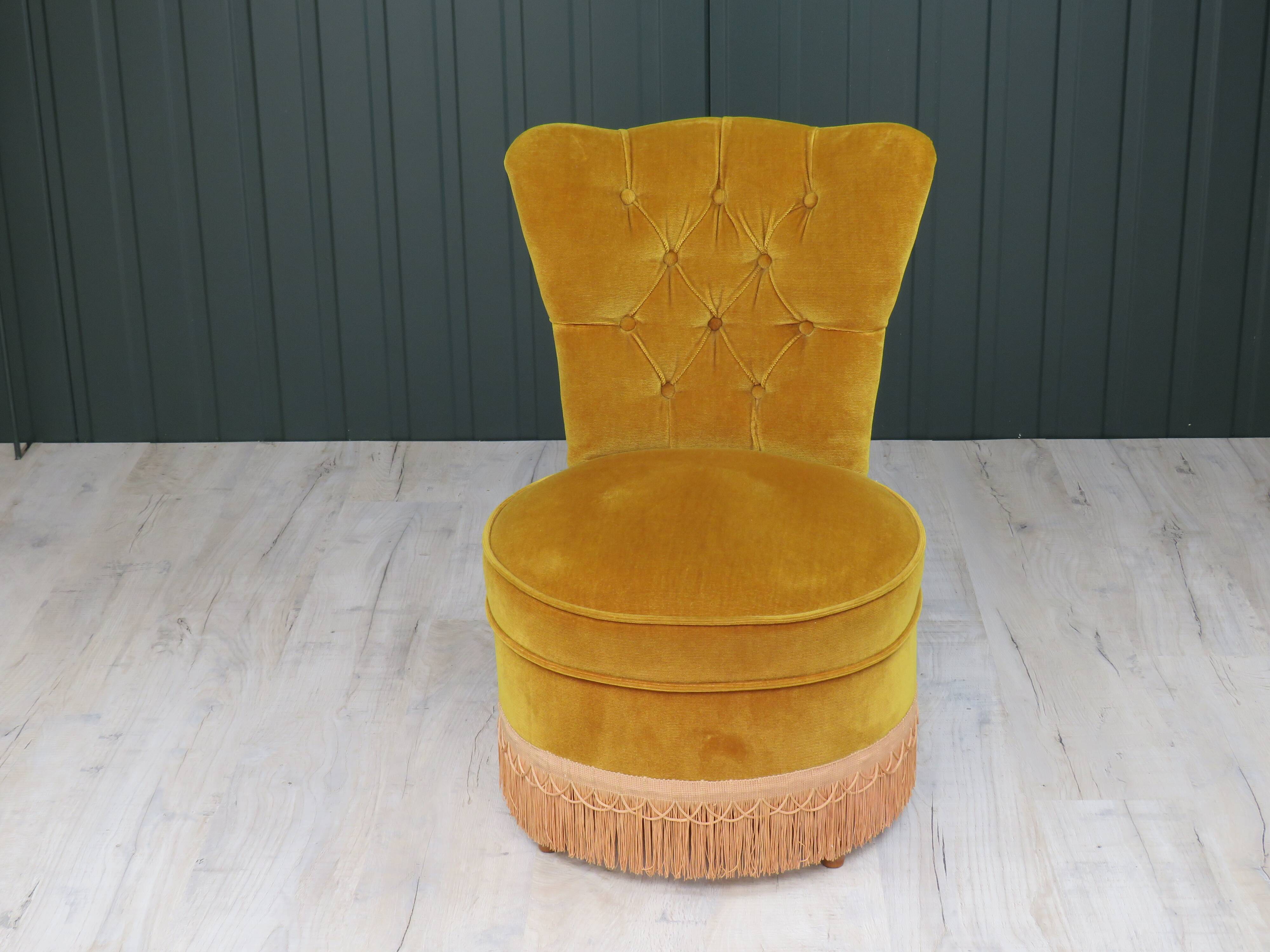 Pair of toad chairs in old gold velvet