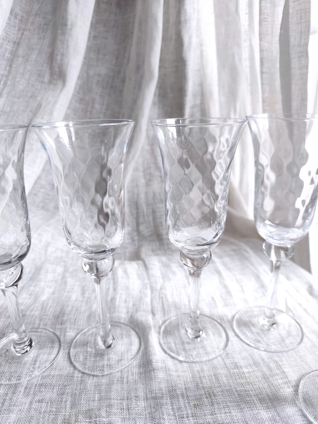 6 champagne flutes