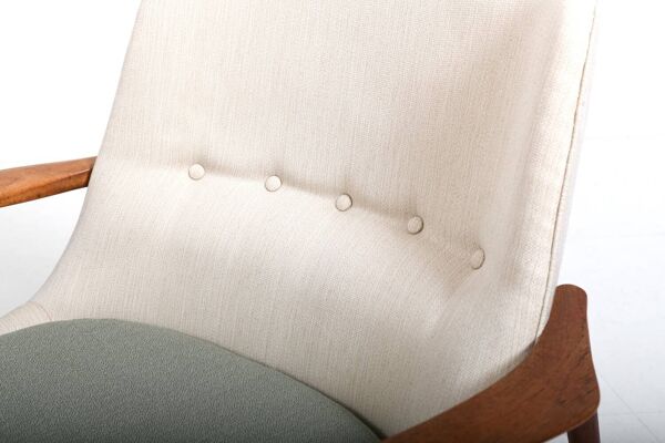 Fauteuil Ib Kofod Larsen modèle 4346 / Neuf et rembourré