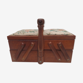 Former sewing box