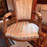 Fauteuil style Louis XVI