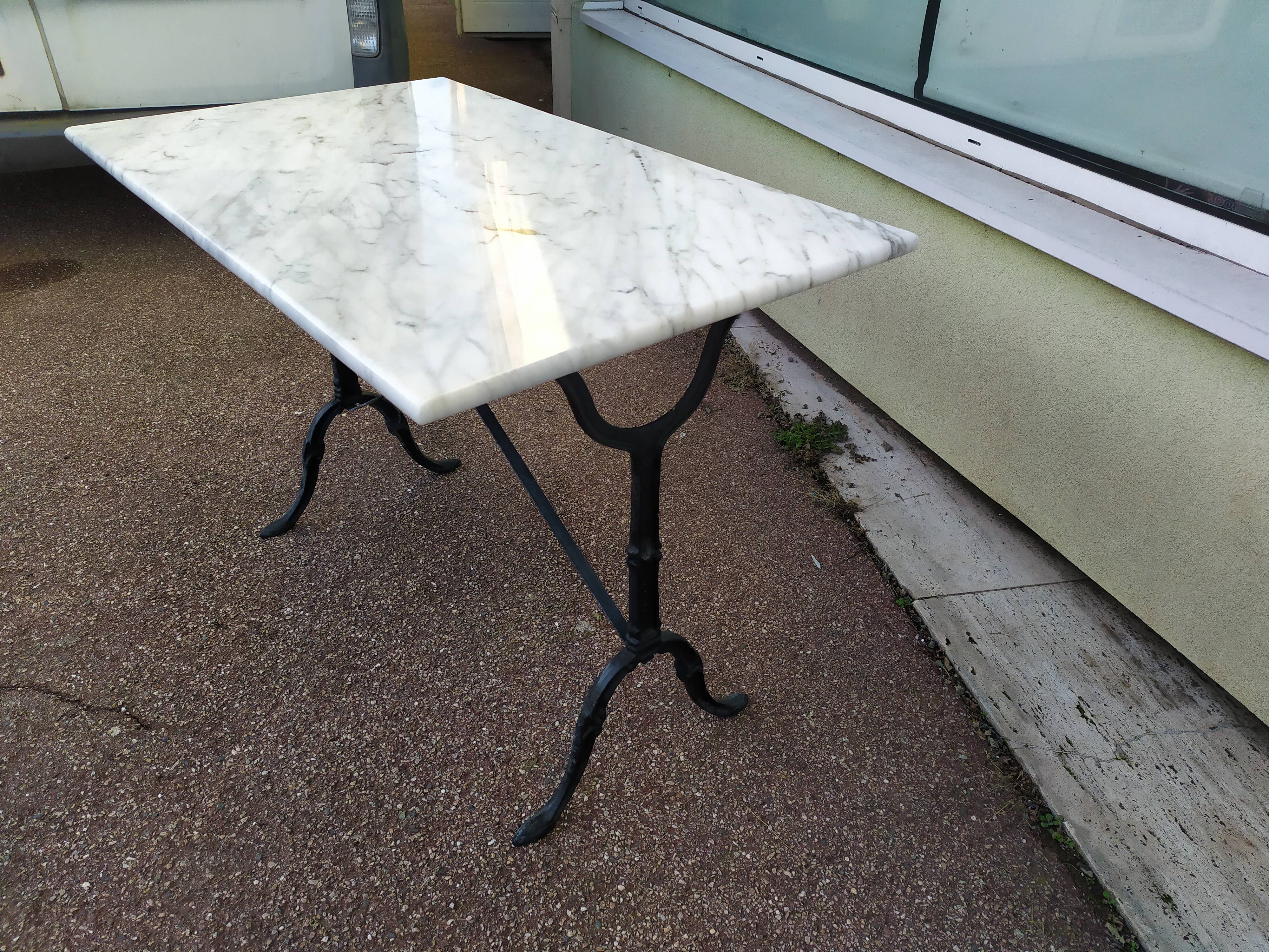 Marble bistro table