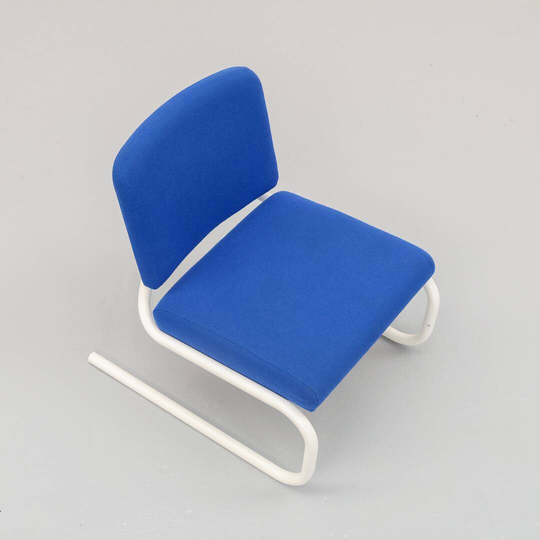 Postmodern Blue Tubular Frame Lounge Chair