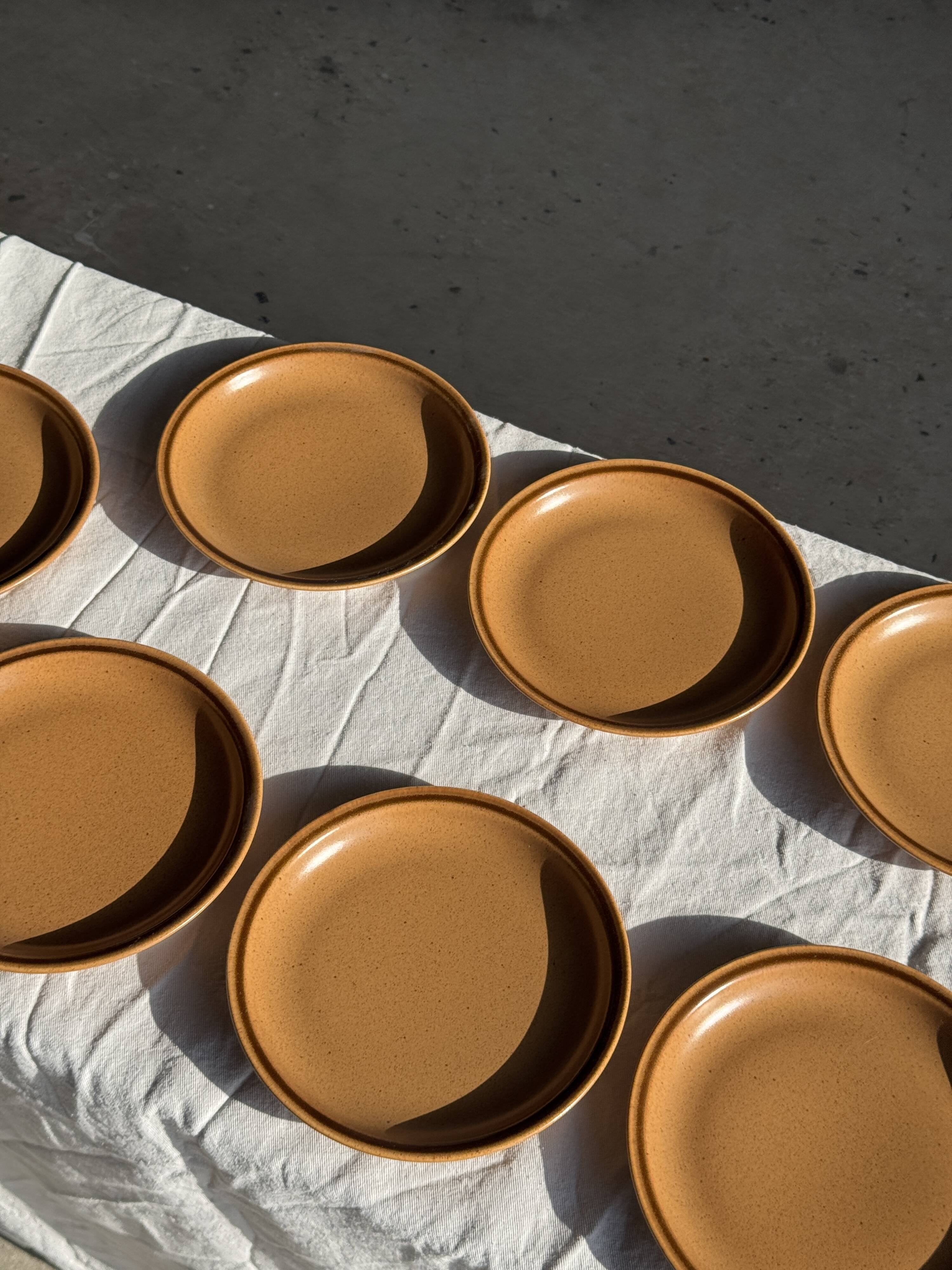 Set of 11 small dessert plates in brown-striped stoneware from Sarreguemines.