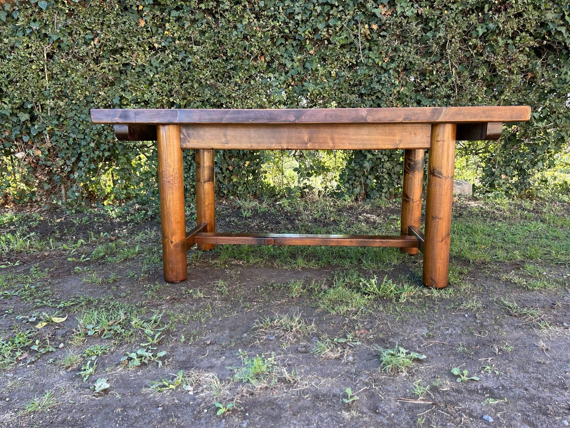 Table à manger Georges Robert