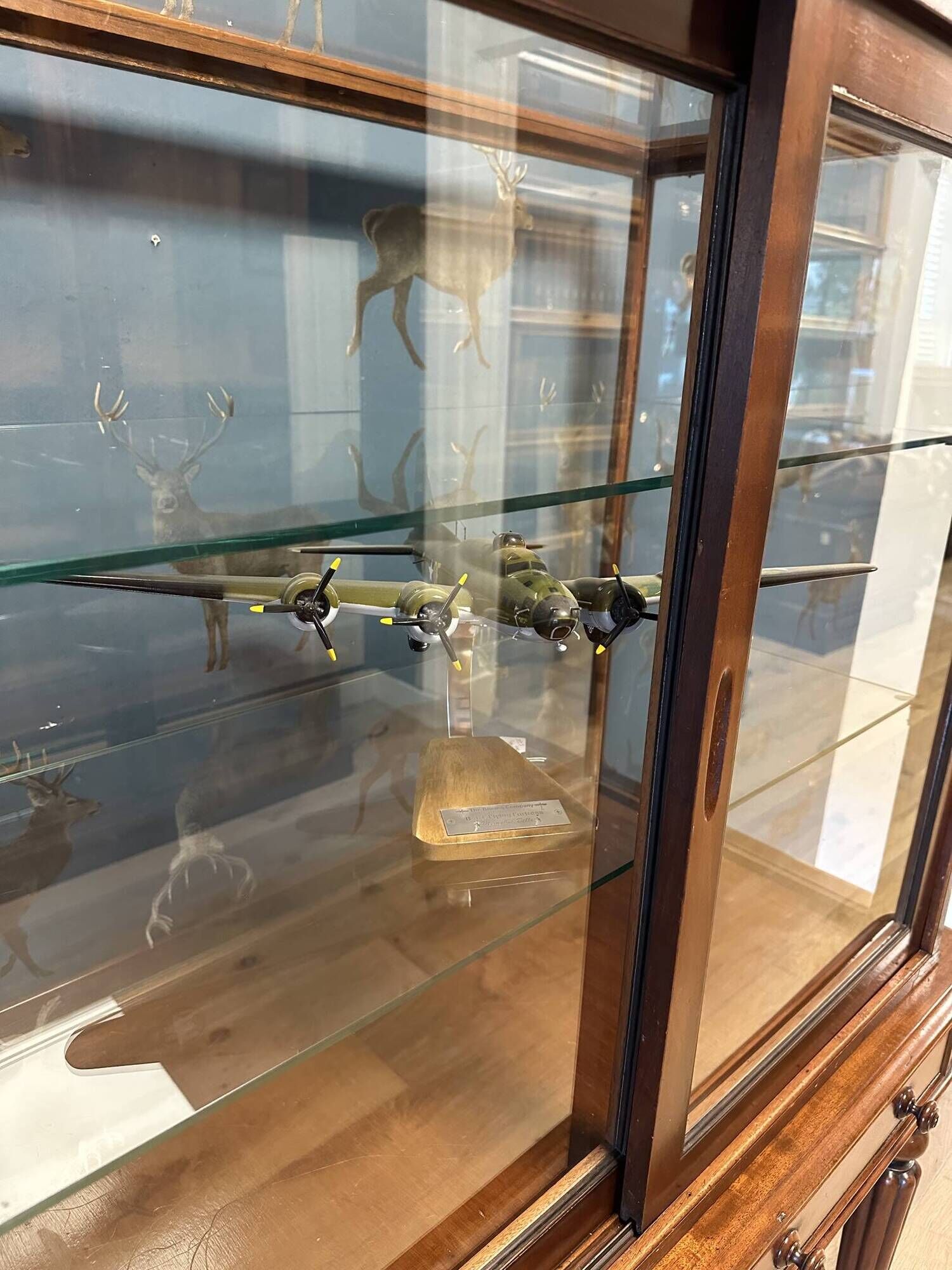 petit meuble vitrine