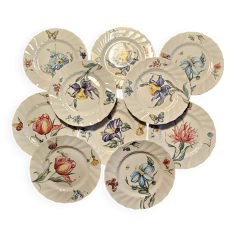 Set of 11 Villeroy and Boch Bouquet model dessert plates