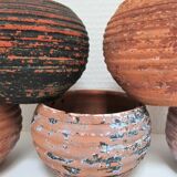 Five pots terracotta patina vintage