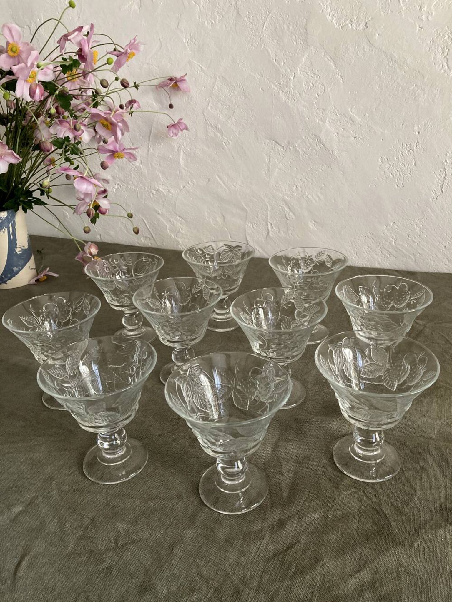 10 Luminarc glass dessert bowls
