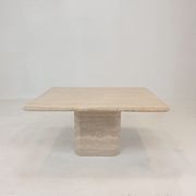 Table basse italienne en travertin, années 1980