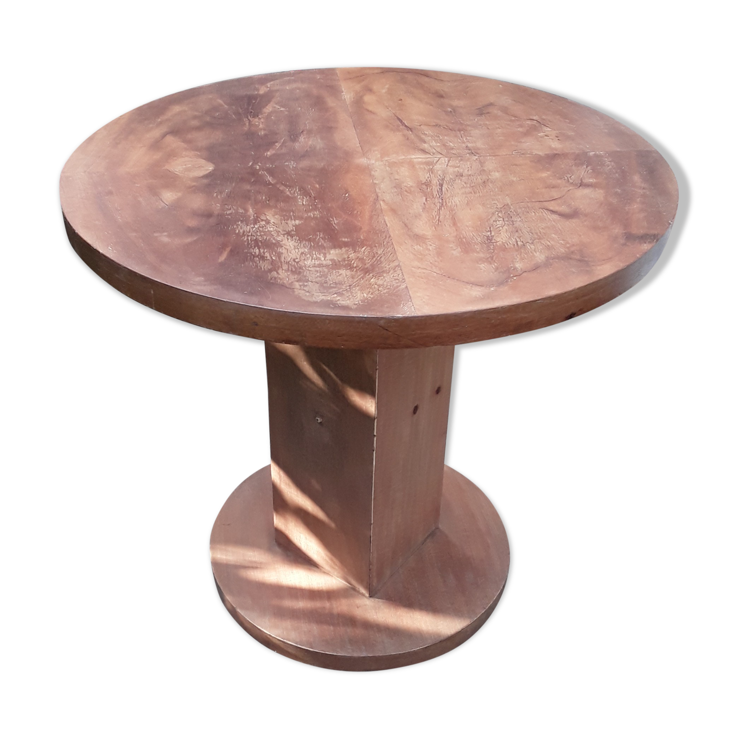 Round bistro table in vintage wood