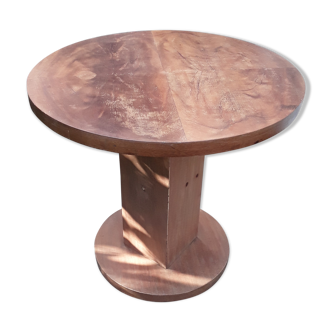 Round bistro table in vintage wood