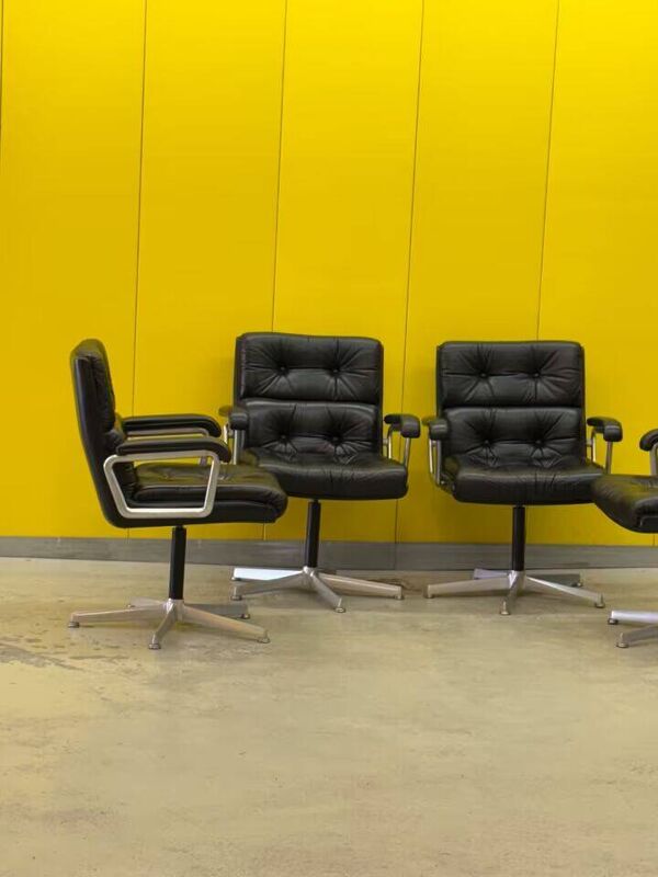 Chaise pivotante en cuir Eurochair des années 1970 par Girsberger (prix unitaire)