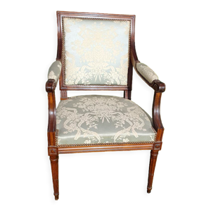 Fauteuil directoire en tissu satiné