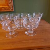 9 coupes en verre soufflé