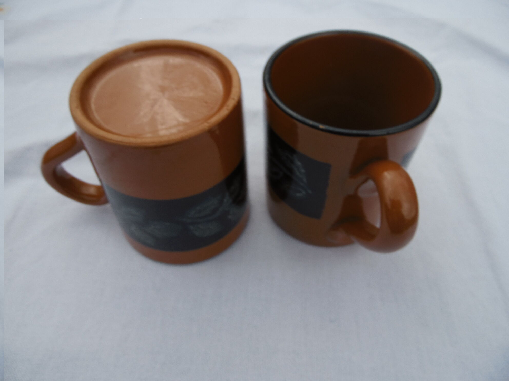 2 glazed terracotta mugs
